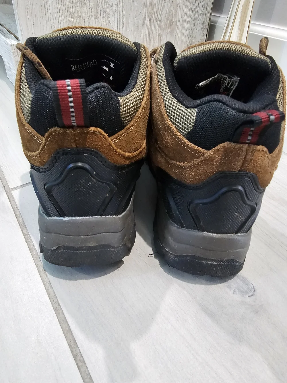 RedHead Brown Waterproof Kids Boys Hiking Boots Size 2Y